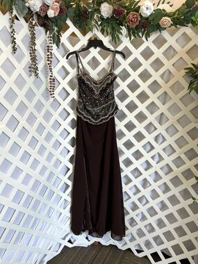 Putros Couture Brown Beaded Formal Gown Size 4 First Lady Evening Dress Slit